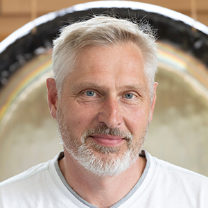 Björn, Shiva Rambir Singh